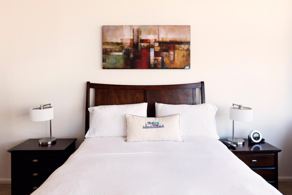 Downtown Luxury Suites Джерси-Сити Номер фото